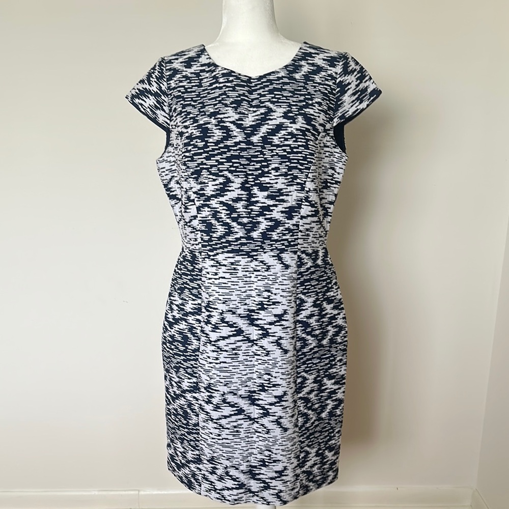 Tahari ASL Navy and White Patterned Dress